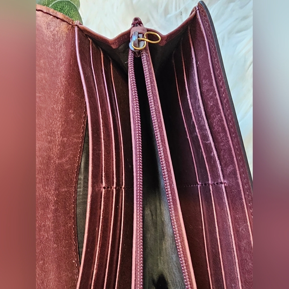 Gucci Wallet - Picture 5 of 16